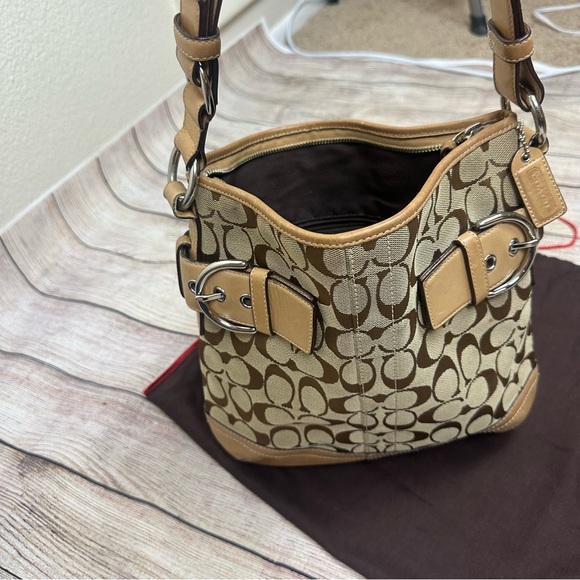 Coach Signature Canvas and Leather Soho 3574 shoulder purse - Picture 2 of 15